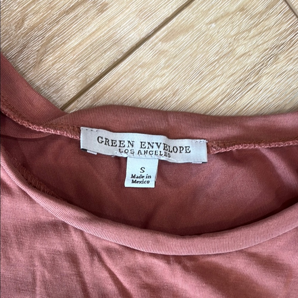 Green Envelope Rust Ruffle Sleeve Blouse - Picture 3 of 4
